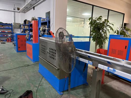 90kg/H PVC Ekstrüder Makinesi Kablo Üretim Makinesi Üretim hattı